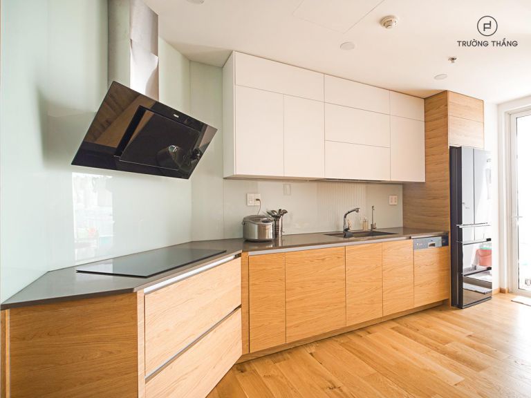 多色天然木質廚柜，適用于許多不同的室內空間